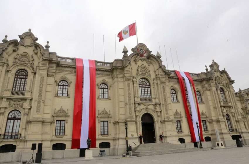  Secretaria de prensa de la Presidencia informa que Pedro Castillo ya despacha desde Palacio de Gobierno