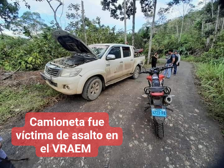  DELINCUENTES FUERTEMENTE ARMADOS ASALTARON CAMIONETA EN LA CARRETERA DEL VRAEM…!!